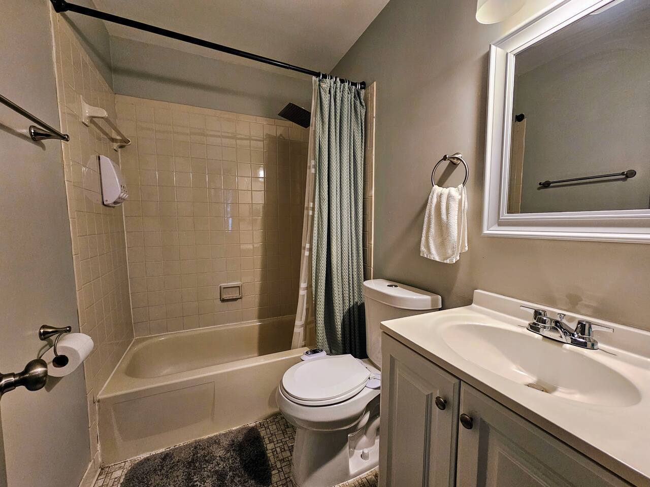 The Homey One Bedroom, photo 2